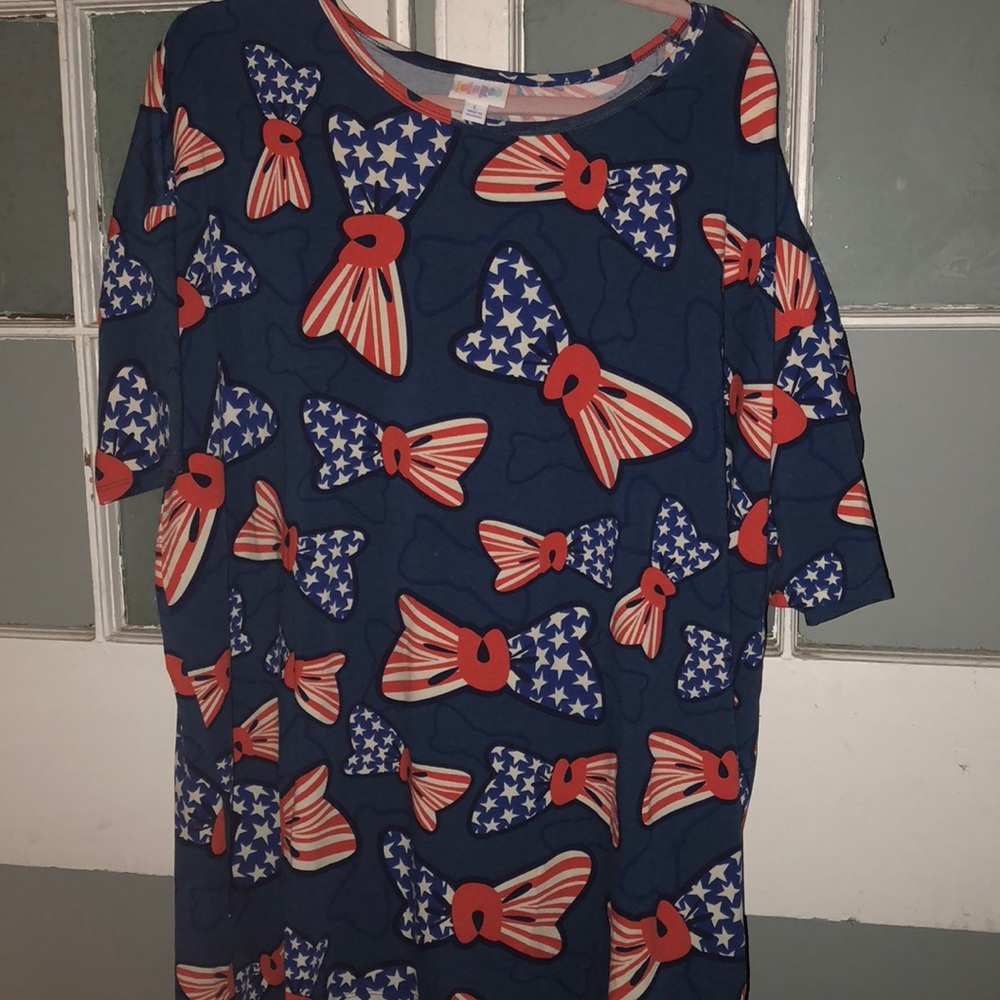 Red white and blue size large Irma